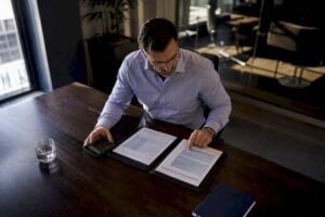 Reviewing itemised sales training costs
